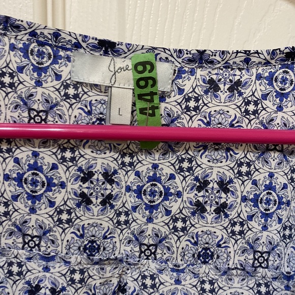 Joie 100% silk top size large - Picture 2 of 3